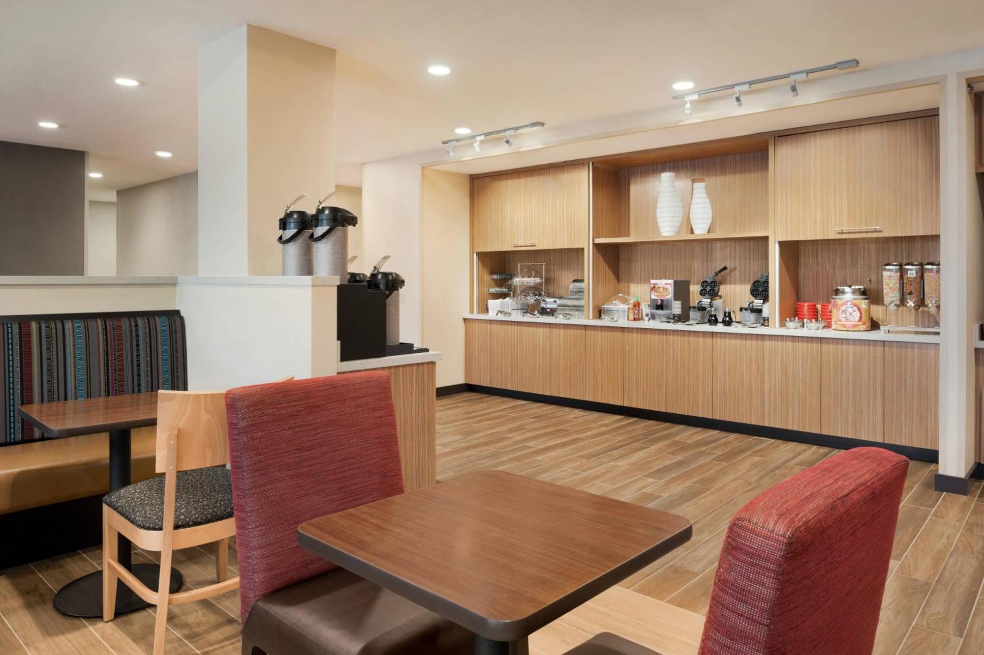 ทาวน์เพลซ สวีท บาย แมริออท ดูบิวก์ ดาวน์ทาวน์ Hotel Dubuque ภายนอก รูปภาพ